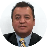 Adán Guerrero